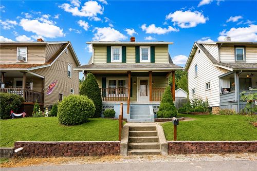 2505 12th Ave, Beaver Falls, PA, 15010-2427 | Card Image
