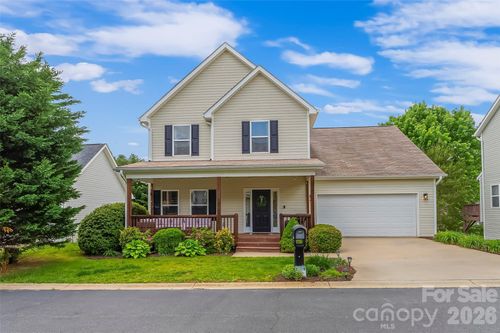 122 Fallen Spruce Dr, Asheville, NC, 28806-0008 | Card Image