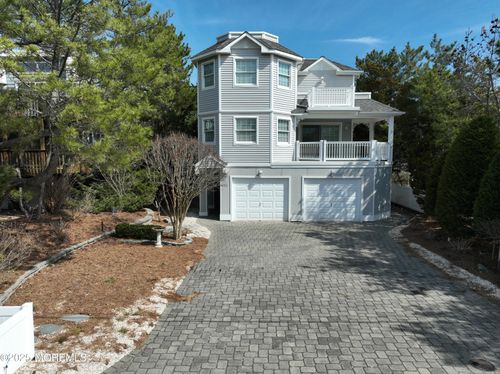 12 E 25th St, Barnegat Light, NJ, 08006-1484 | Card Image