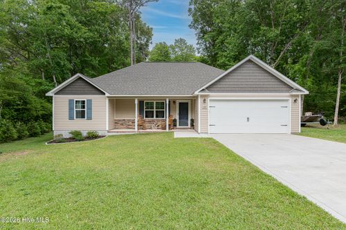 137 Wilburne Dr, Hubert, NC, 28539-4176 | Card Image