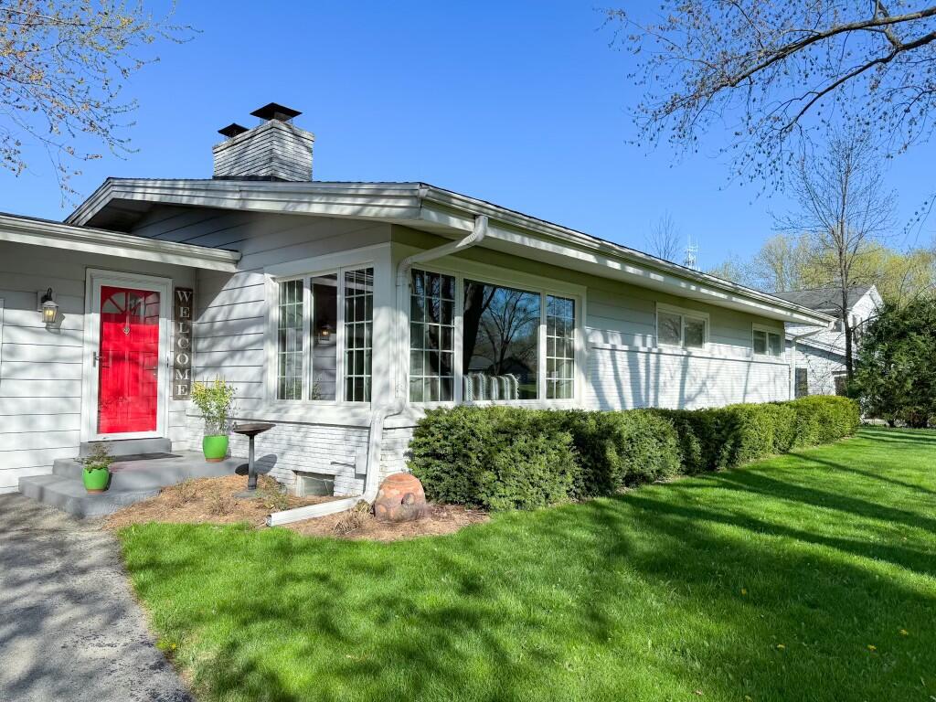 Santa Monica Blvd, Milwaukee, WI 53217