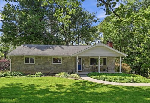 132 Circle Dr, Ross Twp, PA, 15237 | Card Image