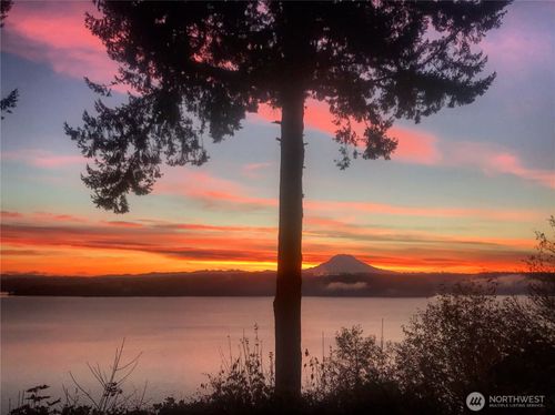 10125 Totem Way, Anderson Island, WA, 98303-9715 | Card Image