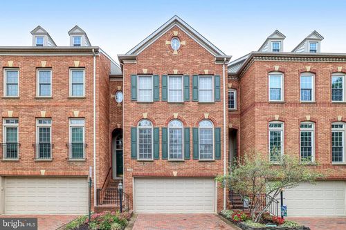 709 Catts Tavern Dr, ALEXANDRIA, VA, 22314-6213 | Card Image