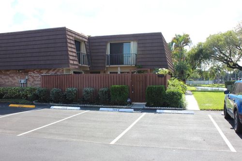 3910 Louis Drive, Lake Worth, FL, 33461 | Card Image