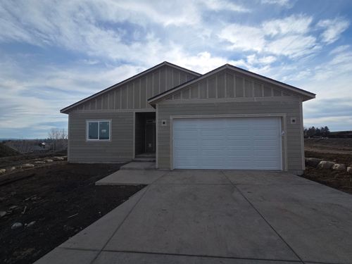 1012 Steptoe View Ln, Cheney, WA, 99004-8009 | Card Image