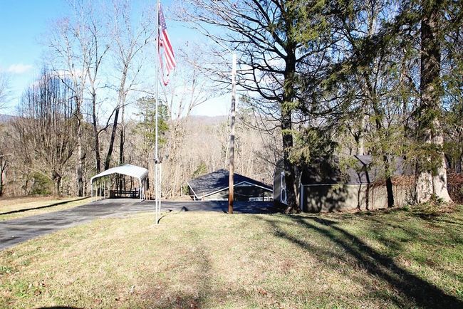 82 Lawson Rd, House other with 2 bedrooms, 1 bathrooms and 1 parking in Sparta TN | Image 4