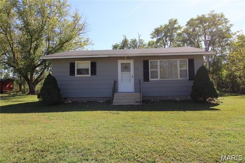 510 Third St, Fremont, MO, 63941-8136 | Card Image