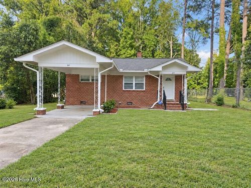 1007 Romaine St, Tarboro, NC, 27886-3137 | Card Image
