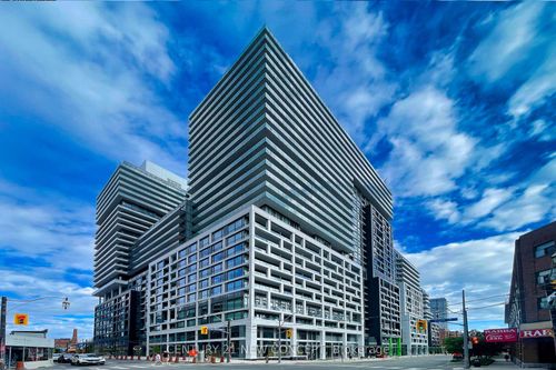 1057-121 Lower Sherbourne St, Toronto, ON, M5A0W8 | Card Image