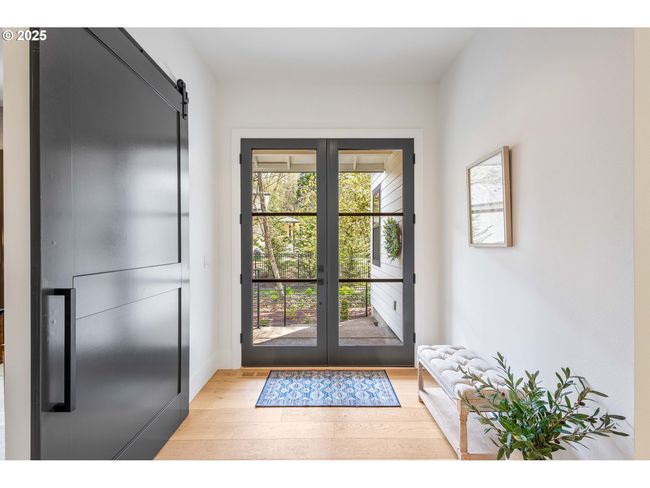 Entrance/Foyer | Image 4