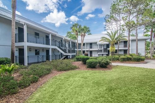 1022-and-1024-4744 Foxhunt Dr, WESLEY CHAPEL, FL, 33543 | Card Image