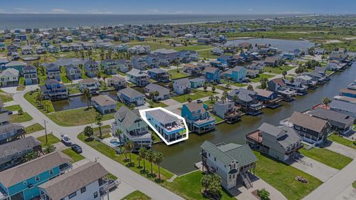 22806 Vida St, Galveston, TX, 77554-1232 | Card Image