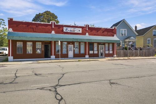 2194 S Muskego Avenue, Milwaukee, WI, 53215 | Card Image