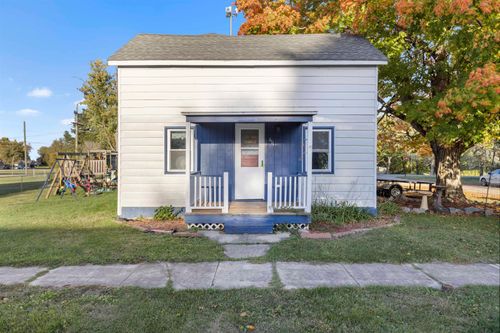 411 S Walnut Ave, FORRESTON, IL, 61030-9538 | Card Image