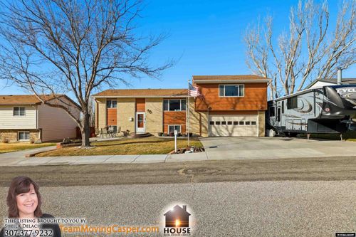 1888 Shumway Ave, Casper, WY, 82601-5010 | Card Image