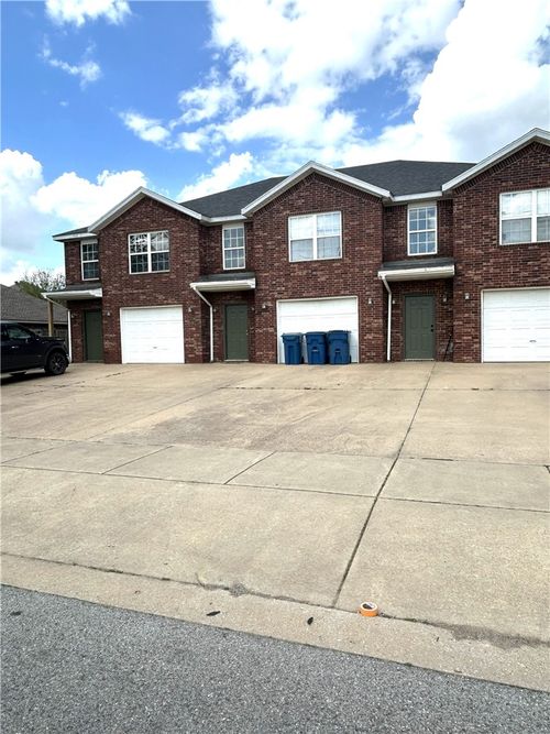 3-4102 Sw Chapelstone Ave, Bentonville, AR, 72712-2487 | Card Image