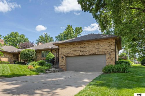 6521 Davenport Plz, Omaha, NE, 68132-2761 | Card Image