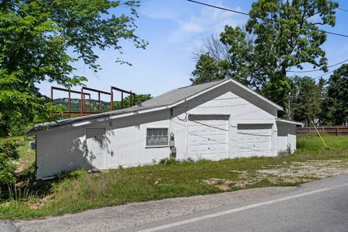 410 Tablerock Cir, Branson, MO, 65616-6104 | Card Image
