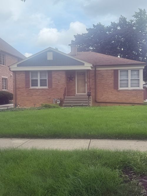 479 N Elm Ave, Elmhurst, IL, 60126-2330 | Card Image