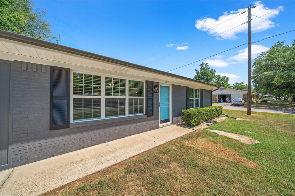 Circle Dr, Lindale, TX 75771 #1
