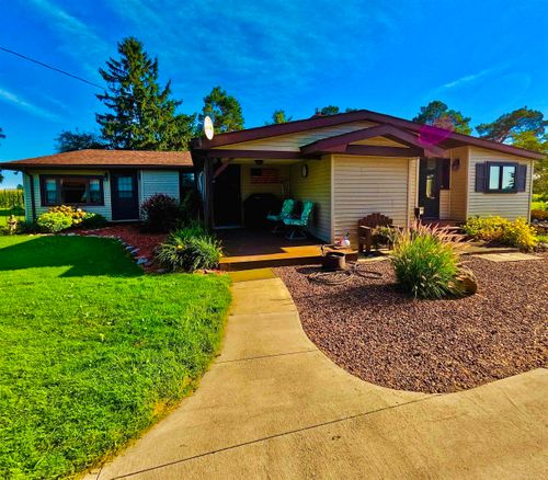 5845 Duquette Rd, Peck, MI, 48466-9534 | Card Image