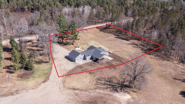 6435 E 64 Th St, House other with 5 bedrooms, 3 bathrooms and null parking in Chase MI | Image 13