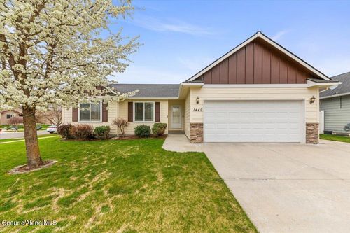 1449 N Moonstone St, Post Falls, ID, 83854-6204 | Card Image