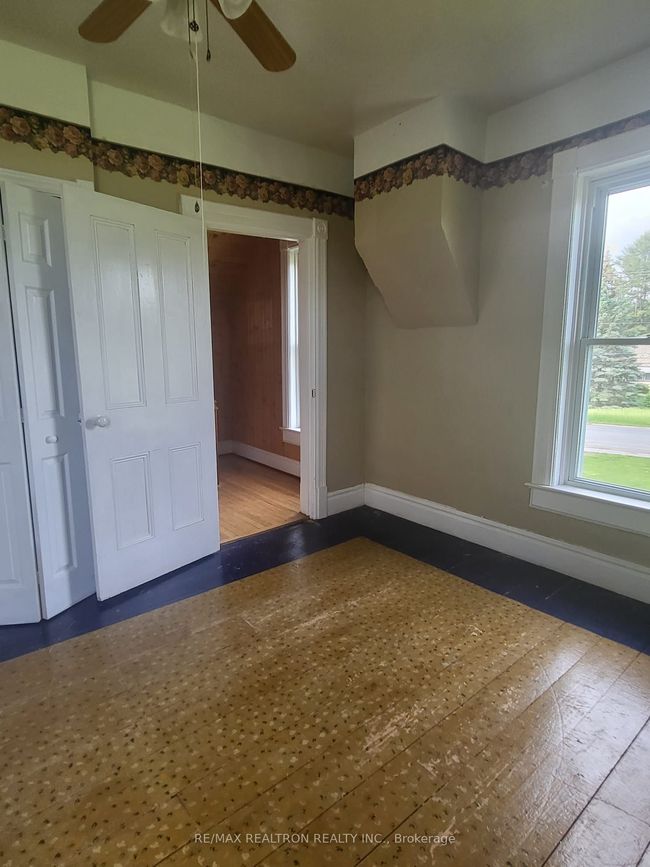 293 Ashley St, House other with 4 bedrooms, 2 bathrooms and 8 parking in Foxboro ON | Image 4