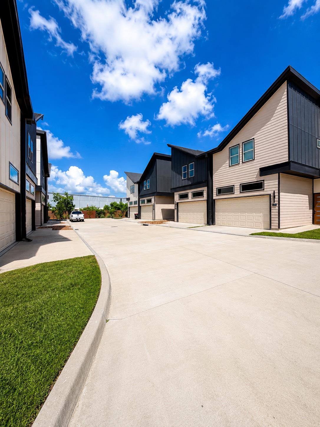 Residential Lease in Cypress 5