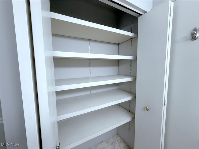 953 Hampton Ridge Dr, Condo with 2 bedrooms, 2 bathrooms and null parking in Akron OH | Image 27