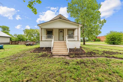 123 King St, Gypsum, KS, 67448-9279 | Card Image