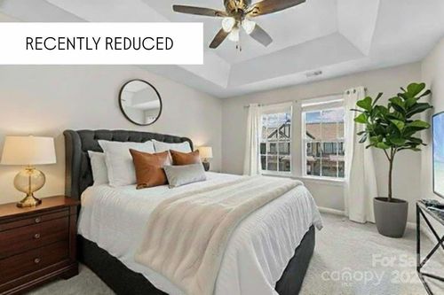 7223 Lochy Ln, Charlotte, NC, 28278-7909 | Card Image