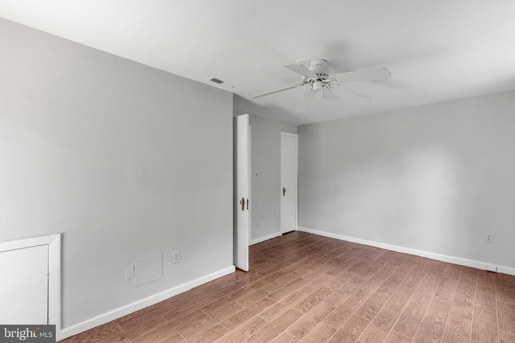 Residential Lease in ARLINGTON 4