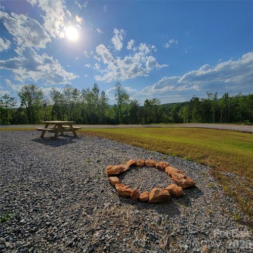 132 Howser Dr, Casar, NC, 28020-8751 | Card Image