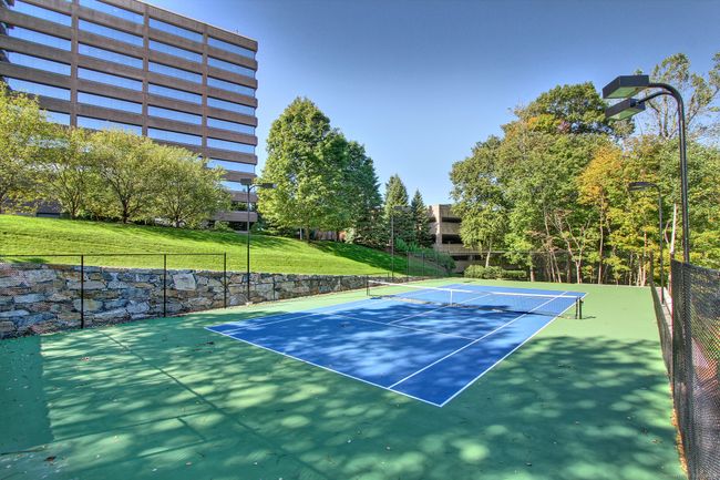UNIT-1403 - 100 Parrott Dr, Condo with 2 bedrooms, 2 bathrooms and 3 parking in Shelton CT | Image 40
