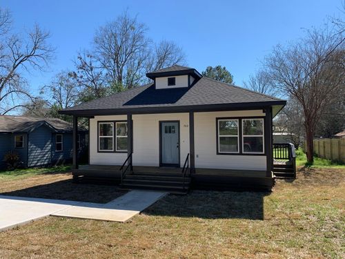 512 W Jefferson St, Brenham, TX, 77833-3116 | Card Image