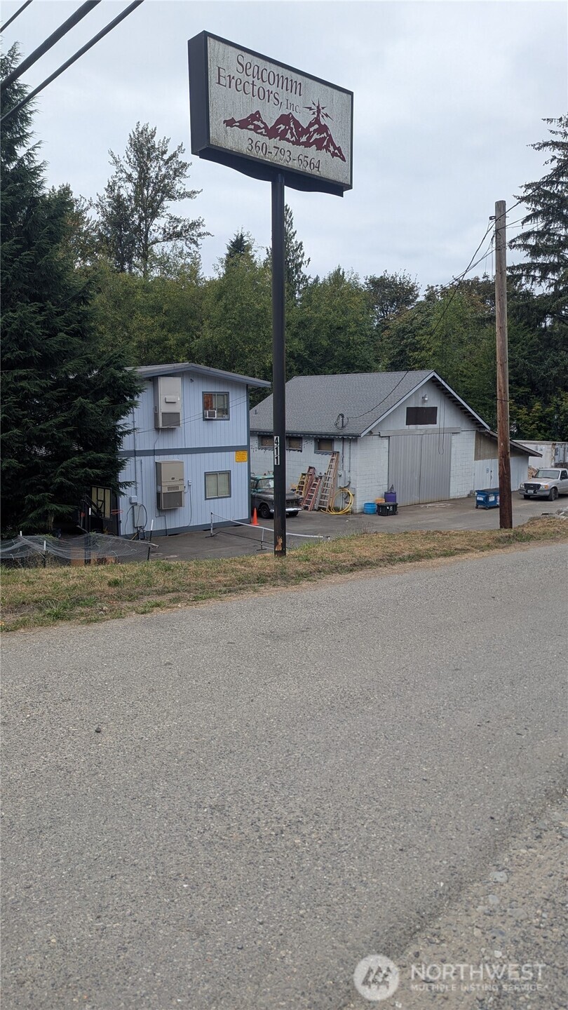 Commercial Sale in Sultan
