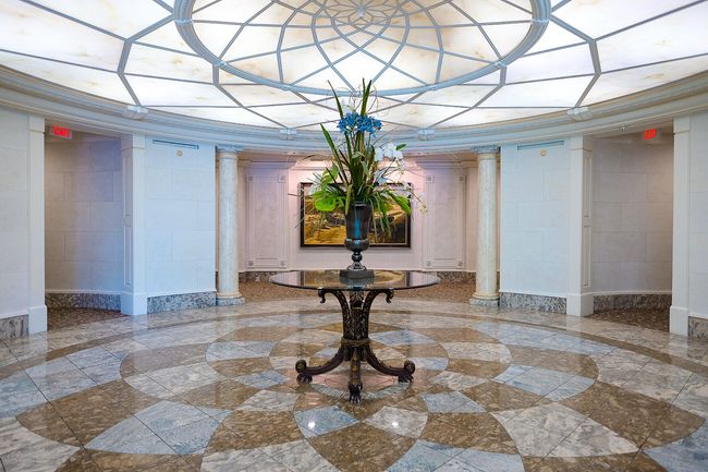 Renaissance Foyer | Image 38
