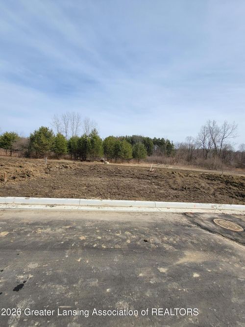 15180 Nottingham Fields Parkway, Lansing, MI, 48906 | Card Image