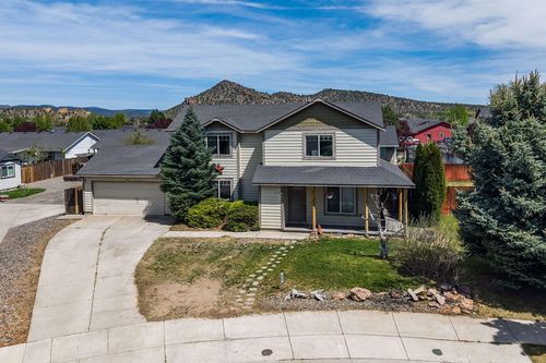 648 Ne Cougar Loop, Prineville, OR, 97754-9367 | Card Image