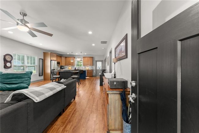 270 Townview Dr, House other with 2 bedrooms, 3 bathrooms and 2 parking in CLEVELAND GA | Image 5