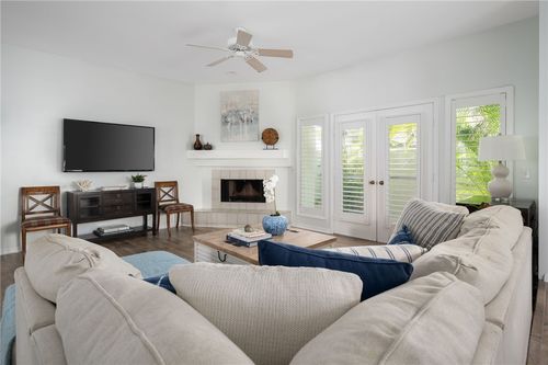 2194-2194 Via Fuentes, Vero Beach, FL, 32963-4301 | Card Image