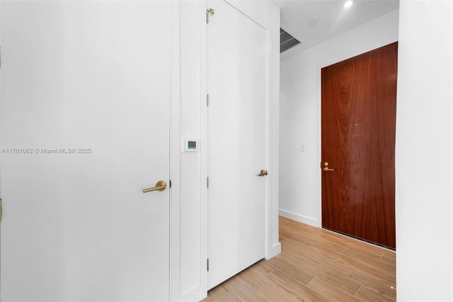 APT-1512 - 2655 S Bayshore Dr, Condo with 3 bedrooms, 4 bathrooms and null parking in Coconut Grove FL | Image 13
