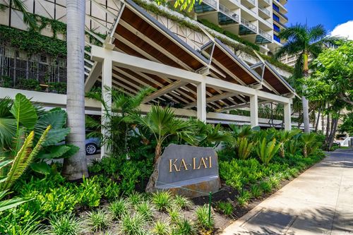 1008-223 Saratoga Rd, Honolulu, HI, 96815-1942 | Card Image