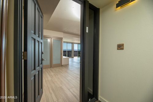 903-2323 N Central Ave, Phoenix, AZ, 85004-1325 | Card Image