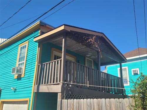 5-1707 Market St, Galveston, TX, 77550-2561 | Card Image