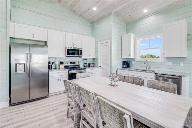 131 Seven Palms Drive, House other with 5 bedrooms, 4 bathrooms and 5 parking in Fulton TX | Image 5