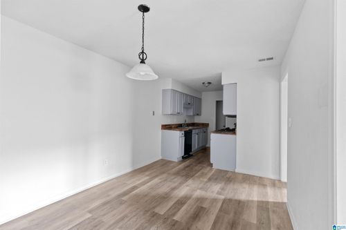 1-910 Chapel Creek Dr, HOOVER, AL, 35226-2219 | Card Image