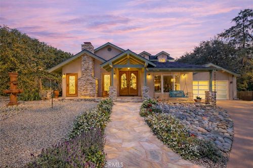 9824 Baden Ave, Chatsworth, CA, 91311-2625 | Card Image